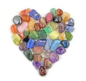 How to use crystals to attract love